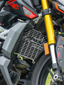 Apache RTR 310 Radiator Guard  RTR310-103