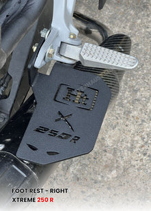 XTREME 250R  FOOT REST / FTR 746
